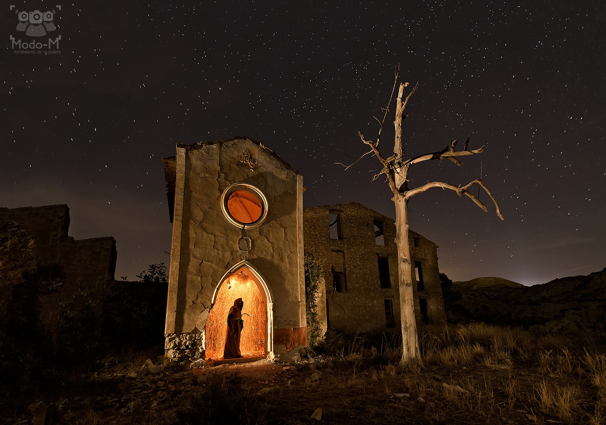 Creación de un personaje para fotografía nocturna paso a paso por Sergio Valero